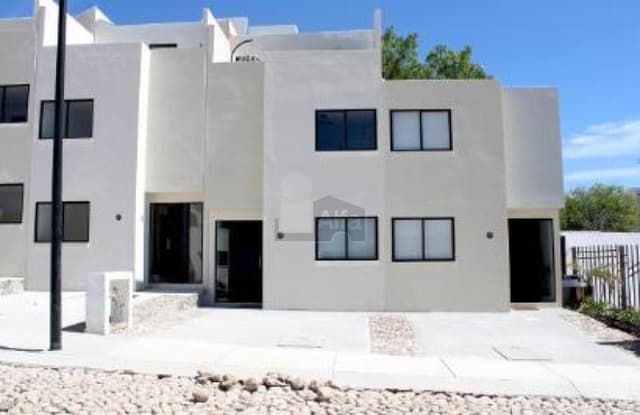 Casa sola en venta en Los Olvera, Corregidora, Querétaro