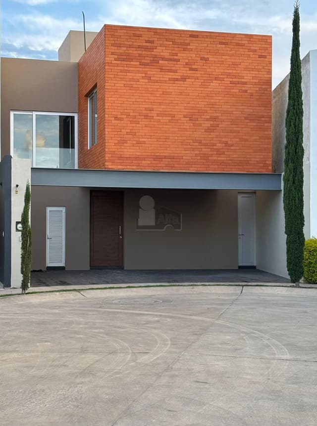 Casa EN VENTA/ RENTA en Privada San Ángel 1, San Luis Potosí.