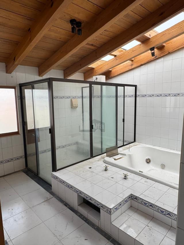 CASA EN VENTA EN LOMAS 4TA SECCION, SAN LUIS POTOSI