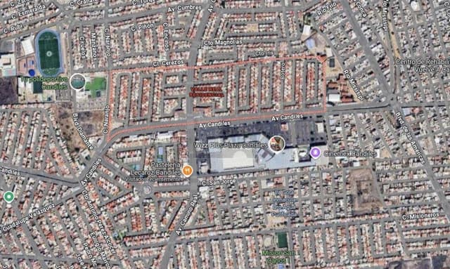 Casa en condominio en VENTA en Valle Real, frente a Plaza Candiles, Corregidora, Querétaro