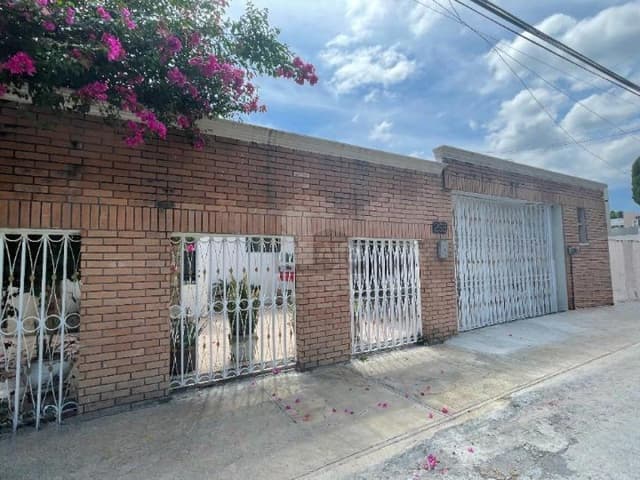 Casa en venta en Contry Tesoro Monterrey Nuevo Leon Zona Sur