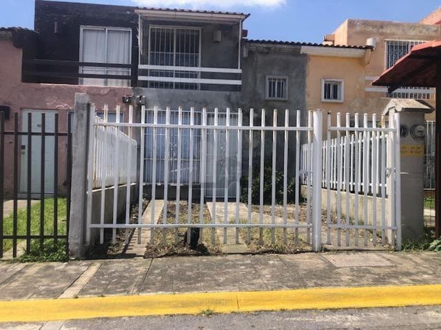 Venta de casa en Almoloya de Juarez, ubicada en el fraccionamiento Rancho San Juan