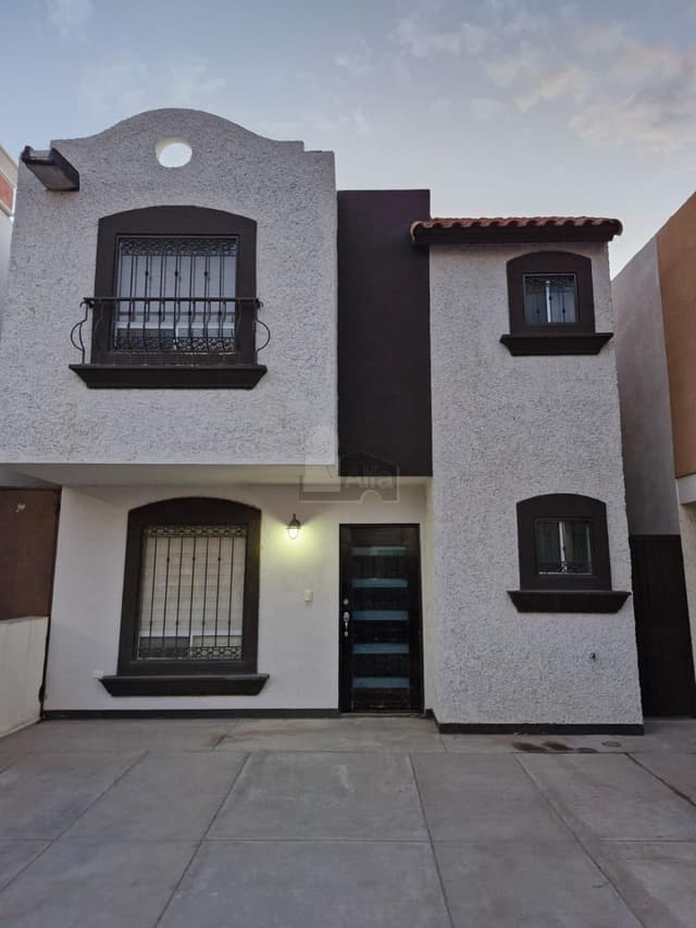Casa en Renta en Jardines de Aragon-Cerrada Toledo, Cd. Juarez, Chihuahua