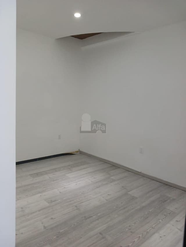 Renta oficina Plaza Nazas