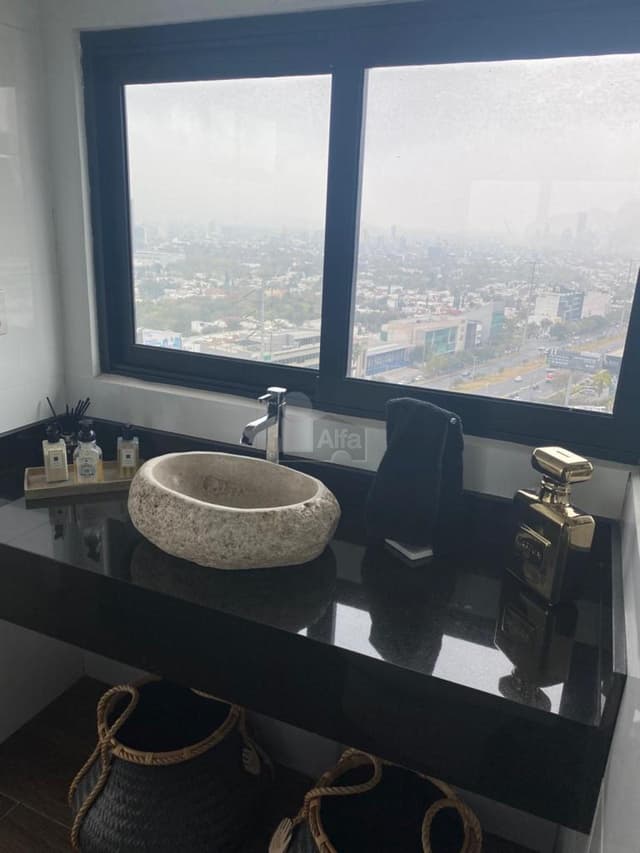 Departamento en renta, Torre Livin, Zona San Barbara San Pedro Garza García, Nuevo León