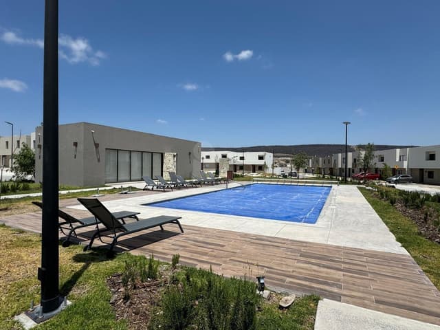 TERRASOLES CASA AMUEBLADA RENTA