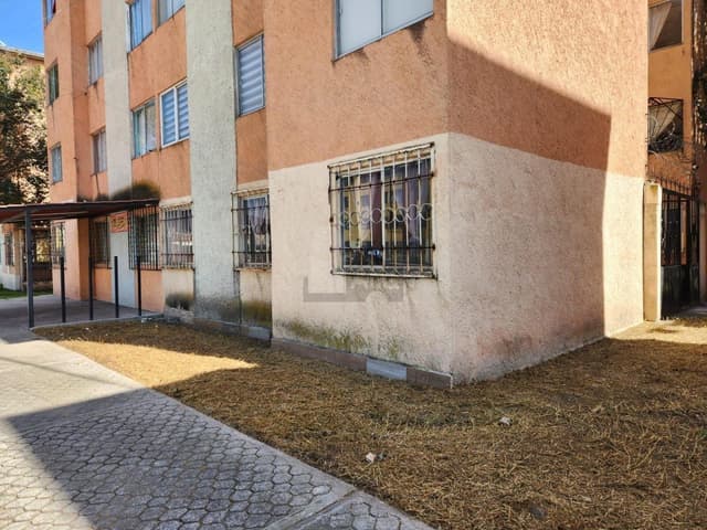 ¡Gran oportunidad en Toluca! Departamento planta baja, económico con excelente conectividad