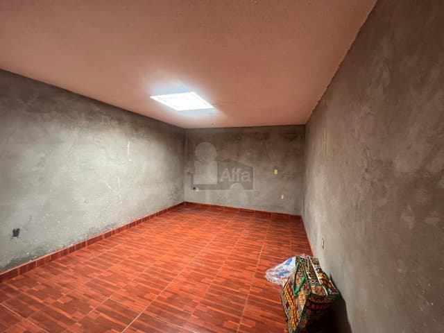 Casa sola en venta en San Cristóbal Huichochitlán, Toluca, México