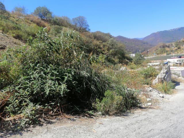 Terreno comercial en venta en San Bartolomé Coatepec, Huixquilucan, México