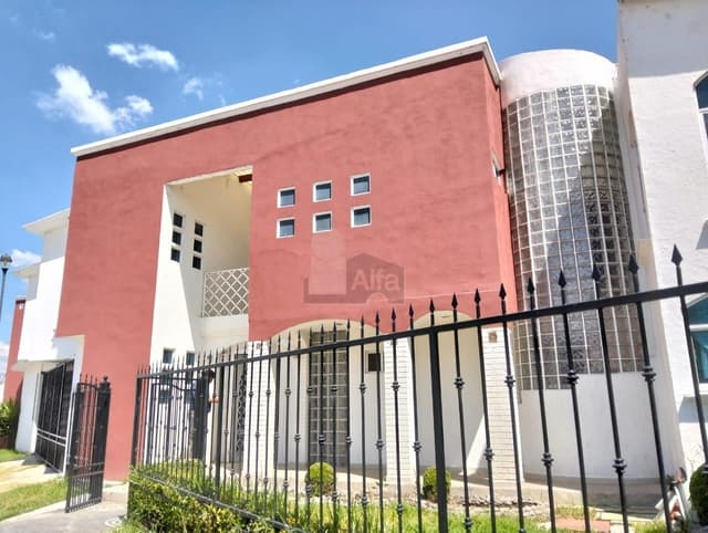 Casa en condominio en venta en San Miguel Zinacantepec, Zinacantepec, México