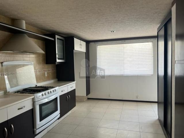Casa en condominio en venta en San Salvador Tizatlalli, Metepec, México