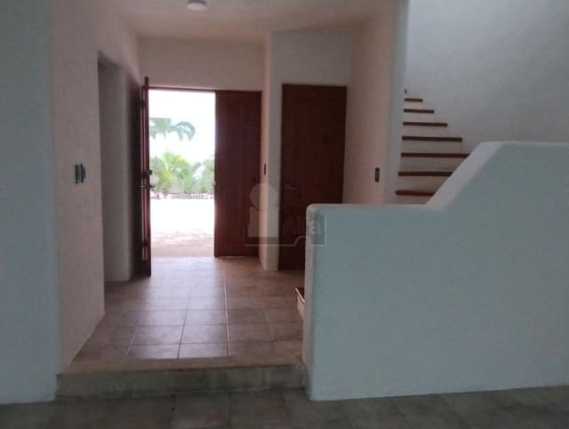 Casa en venta, diseño y confort y el estilo de vida familiar, 3 recámaras, 2.5  baños, sala, cocina.
