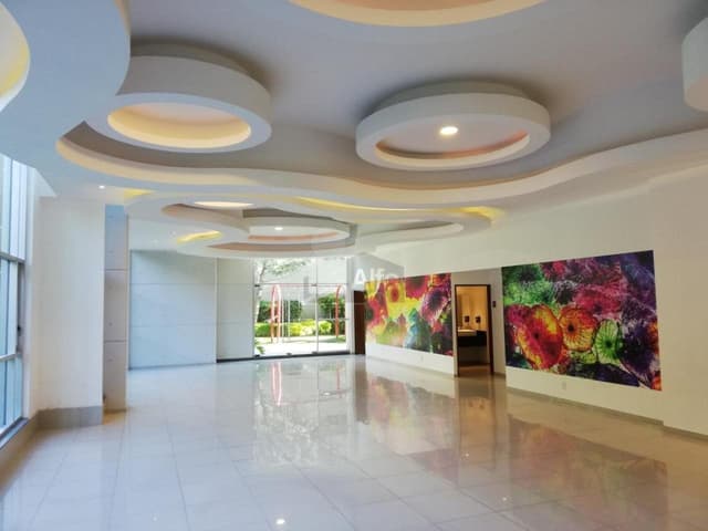 Se renta departamento amueblado de 2 recámaras en condominio Infiniti Santa Fe