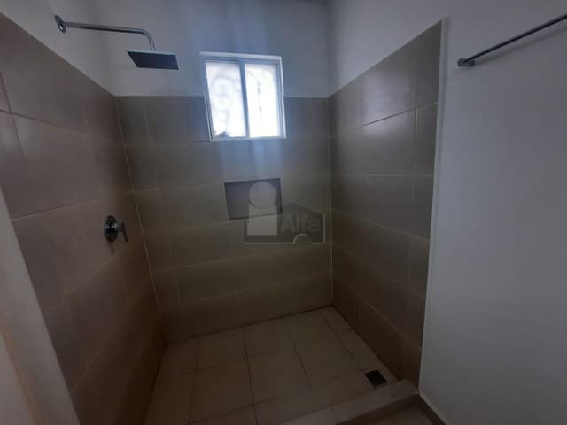 CASA EN RENTA AL PONIENTE DE SALTILLO EN FRACC. TRIANA