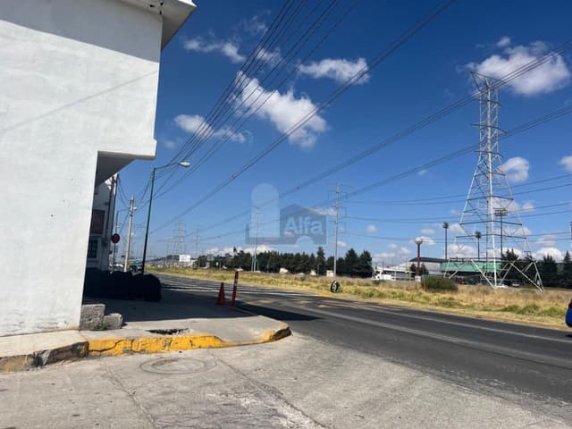 Terreno habitacional en condominio, acceso controlado en San Mateo Oxtotitlán.