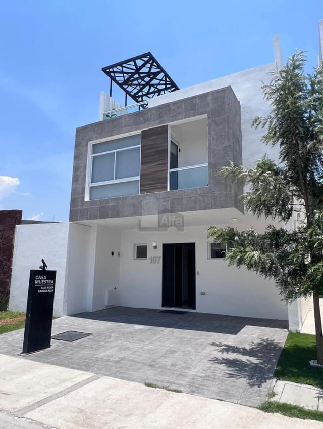 Casa Nueva en Venta en Paseo San Junípero, Querétaro
