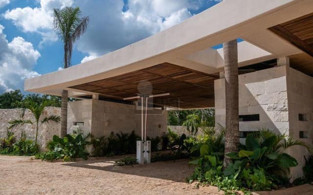Terreno Residencial en Losantos Cancún – 300 m² | Amenidades de Lujo y Alta Plusvalía