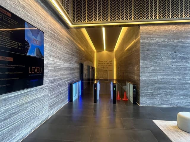 Oficina en renta en Level, Jurica, Qro