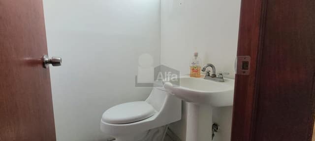 Local comercial en renta en Izcalli Cuauhtémoc VI, Metepec, México
