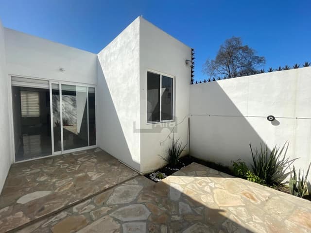 Casa en venta en Alamosur, Santiago, Nuevo León.