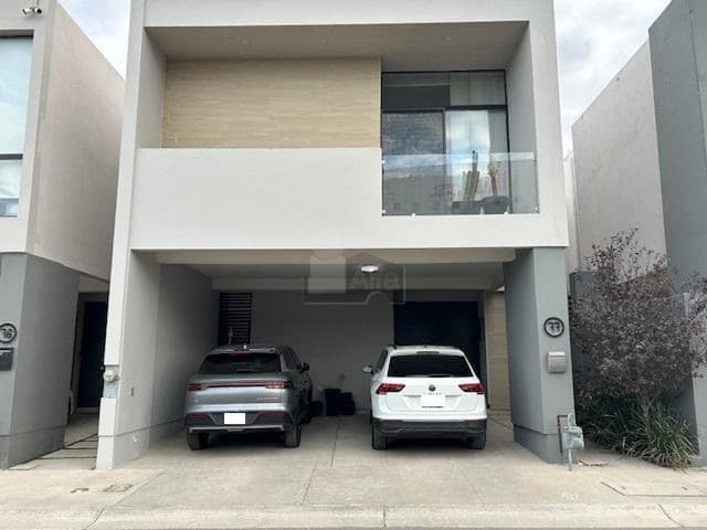 Casa en Venta en Cd. Juarez, Veneros