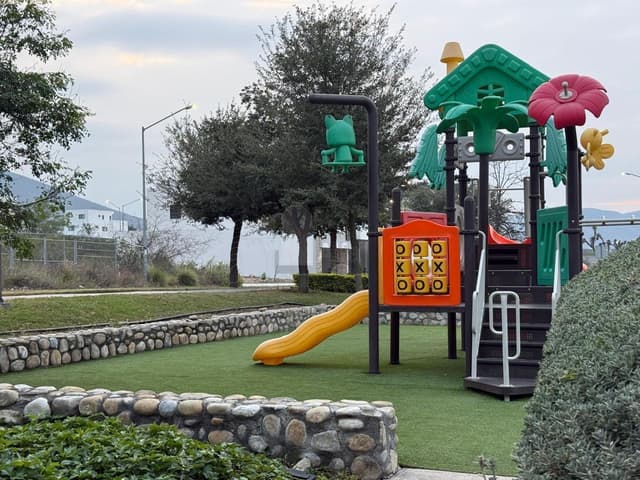 Terreno en venta, Mirador Residencial, Garcia, Nuevo León.