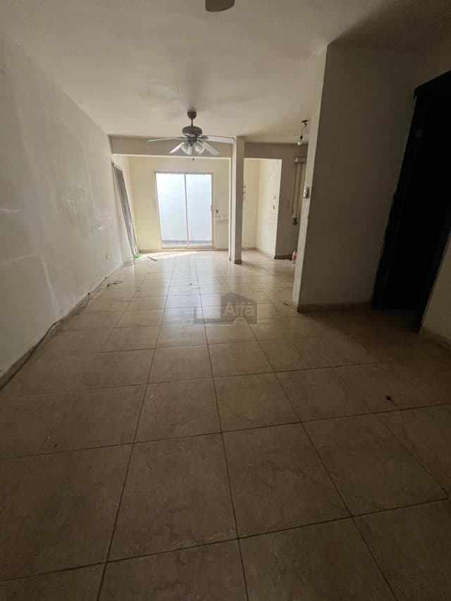Casa en venta en Nuevo Las Puentes, Apodaca, Nuevo León