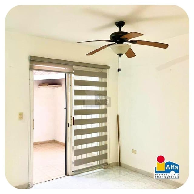 Casa sola en renta en Valle de las Palmas Quinto Sector, Apodaca, Nuevo León