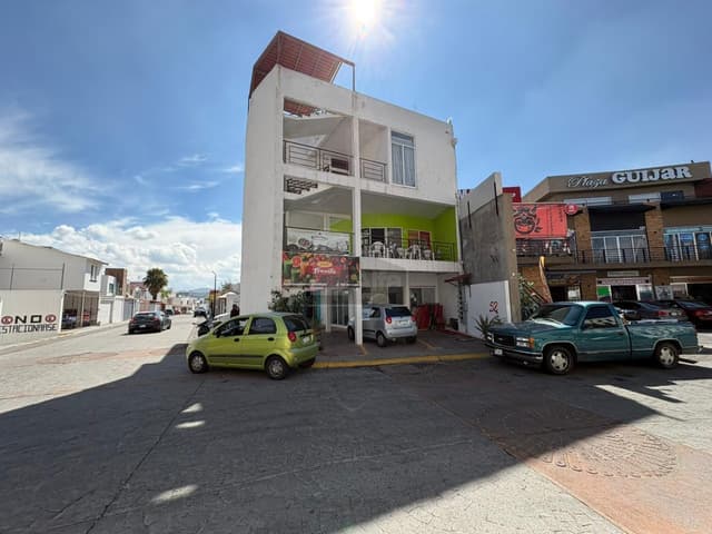 Local en centro comercial en renta en Milenio 3a. Sección, Querétaro, Querétaro