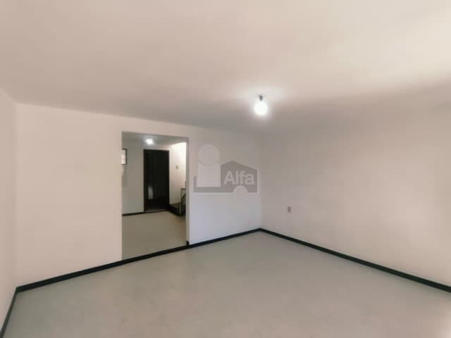 VENTA AMPLIA CASA EN VALLE DE LOS REYES, LA PAZ, EDO. DE MEXICO