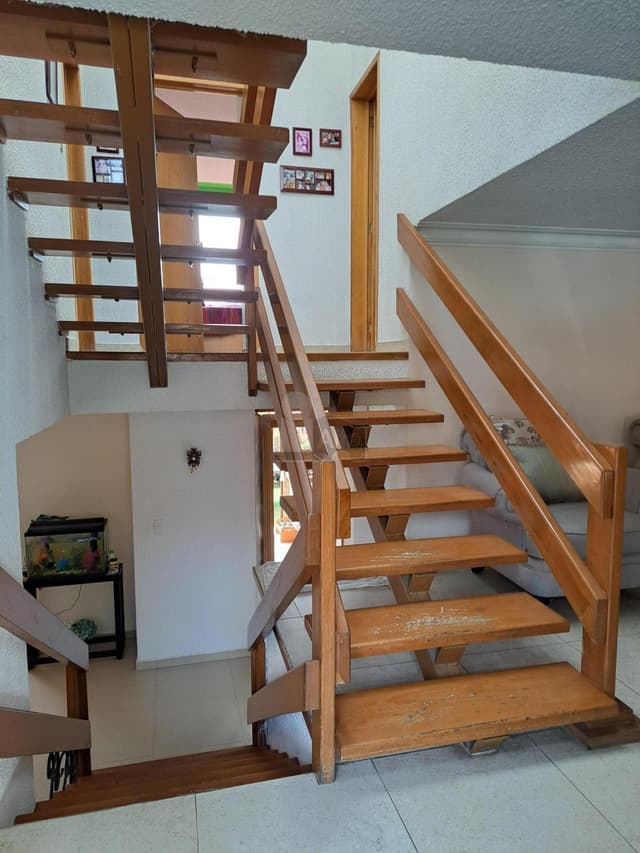 Se vende bonita casa de 3 recámaras con jardín en Bosques de Taragno, Álvaro Obregón