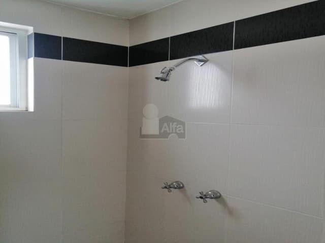 Casa sola en renta en San Miguel Totocuitlapilco, Metepec, México