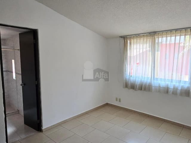 Casa en condominio en renta en Granjas Lomas de Guadalupe, Cuautitlán Izcalli, México
