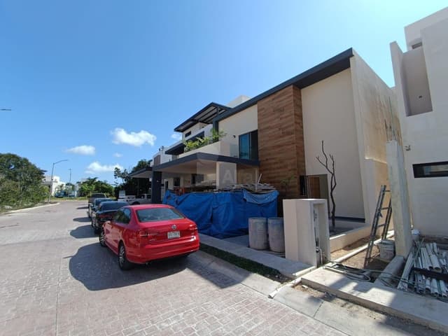 Casa Venta 4 recs, 4.5 baños, Via Cumbres, Cancun Quintana Roo