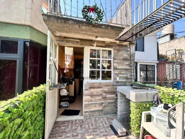 Casa en venta en Los Reyes Ixtacala