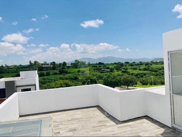 Casa en venta a precio de oportunidad en Grand Juriquilla!!!