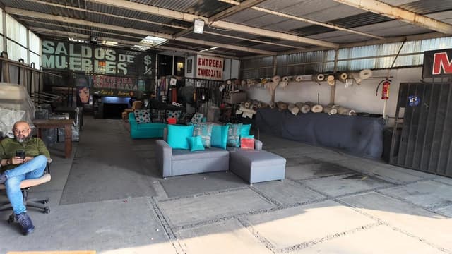 RENTA DE AMPLIO LOCAL CON BODEGA EN TLALPAN CENTRO