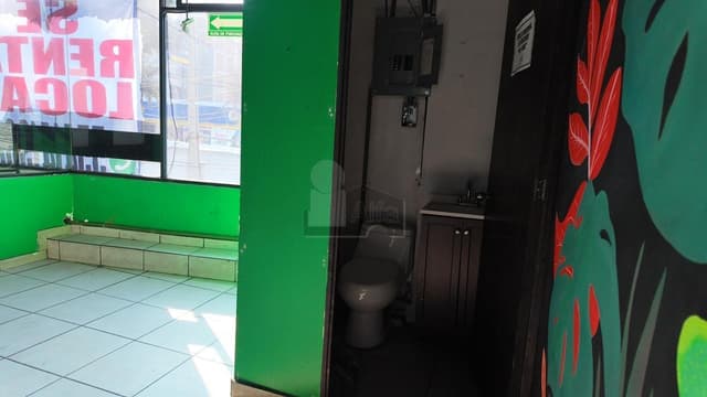 RENTA LOCAL COMERCIAL EN PRIMER NIVEL INSURGENTES SUR