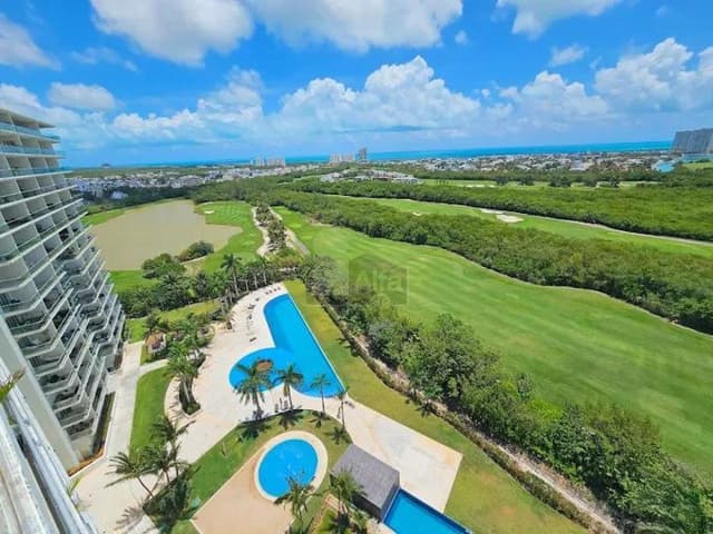 Departamento Amueblado de 4 recs y 4 baños en Residencial en Av Bonampak Cancun Quintana Roo