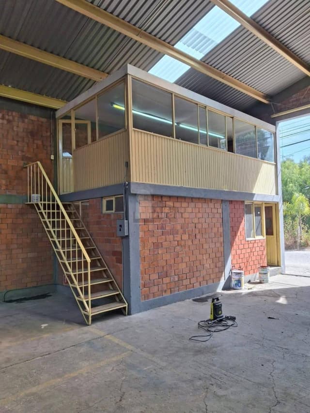 BODEGA de 540m2 EN RENTA entre eje 114 y 116 en las mercedes