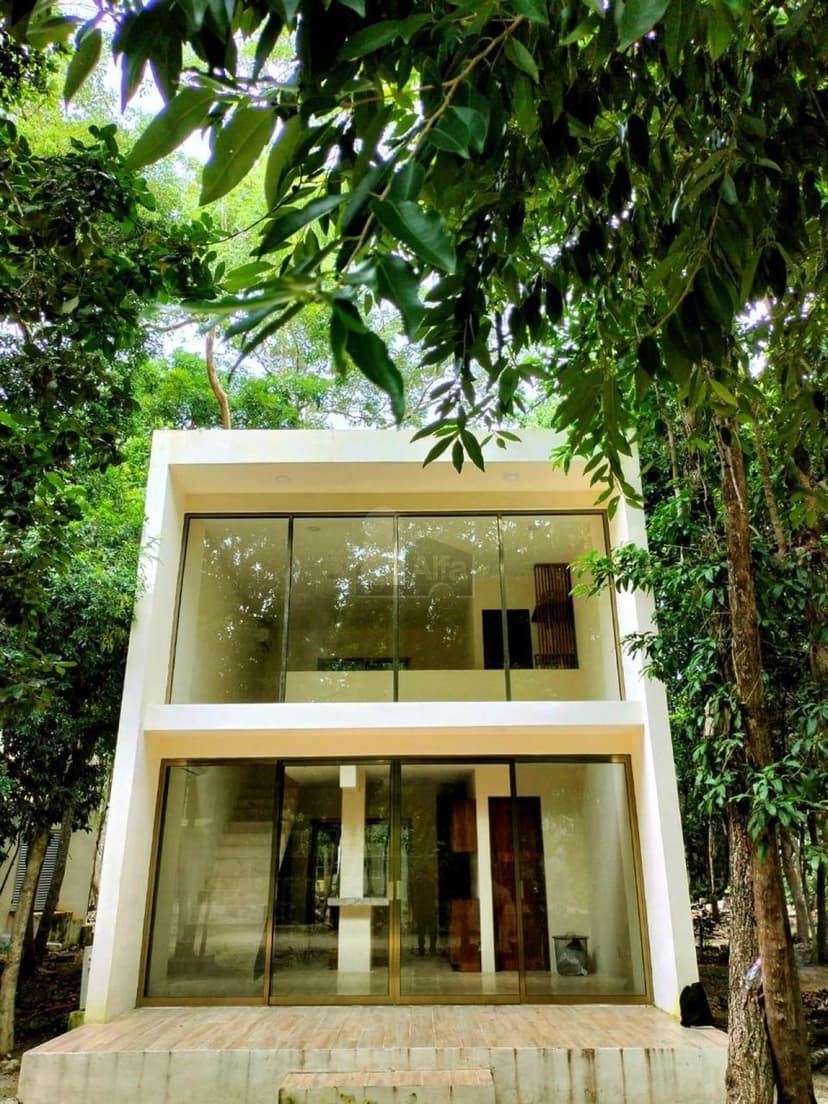 Gallery main