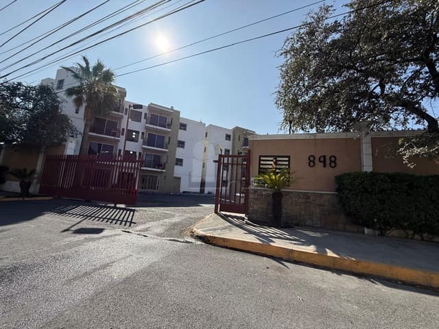 Departamento en venta en Jardines de La Fama, Santa Catarina, Nuevo León