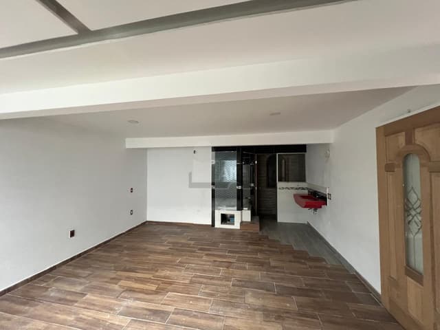 Casa sola en venta en La Magdalena, Toluca, México