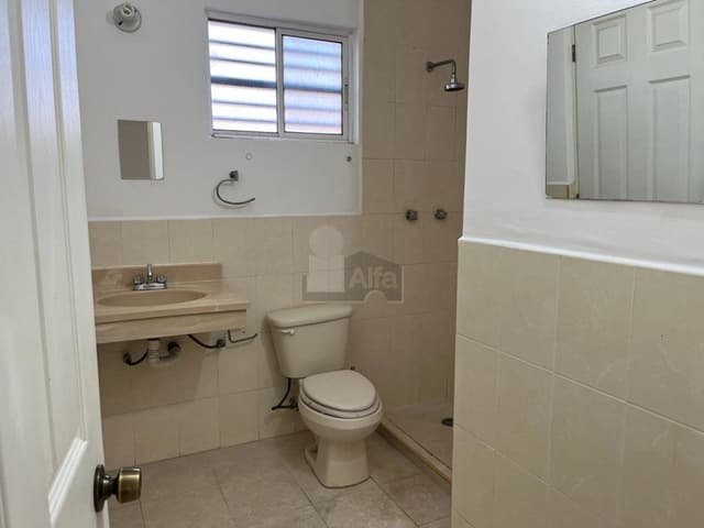 Casa en Cumbres en renta, en Privada Real Cumbres , Monterrey, Nuevo León. Privada Las Villa