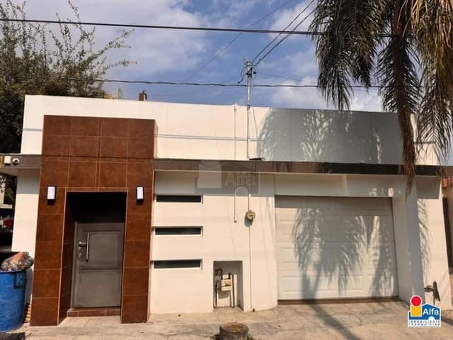 Casa sola en venta en Fresnos I, Apodaca, Nuevo León