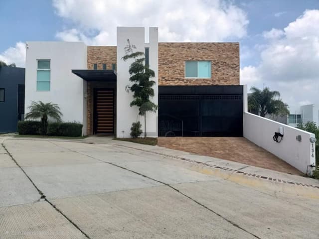 Casa en Venta en Porta Toscana, León, Gto. cerca del Parque Metropolitano, junto Gran Jardín