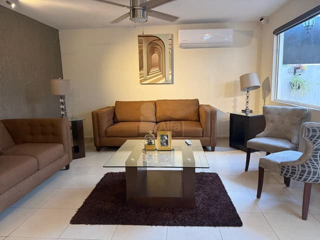 Casa en venta, Cumbres Elite sector villas en Monterrey Nuevo León.