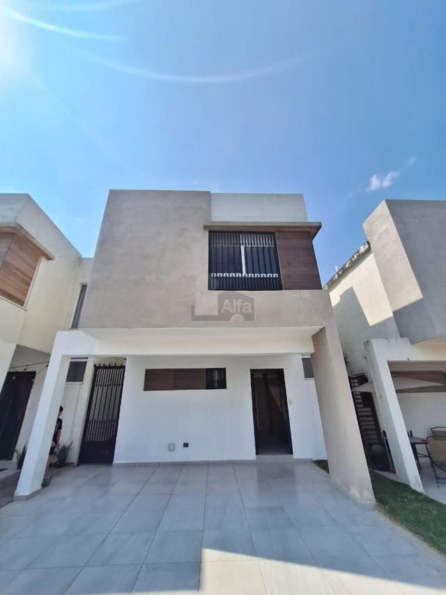 Casa en venta, Privada Masai, Guadalupe, Nuevo León.