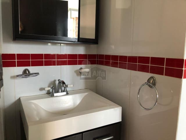 Casa en condominio en venta en Llano Grande, Metepec, México