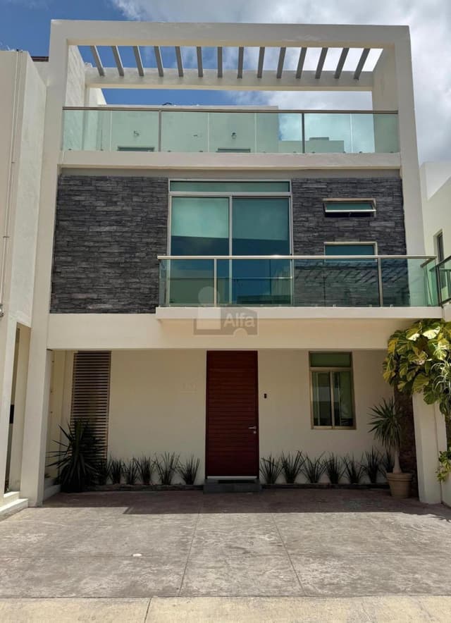 Casa Renta en Arbolada Residencial Cancun Quintana Roo